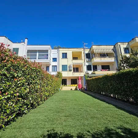 Molla Garden Apartment *