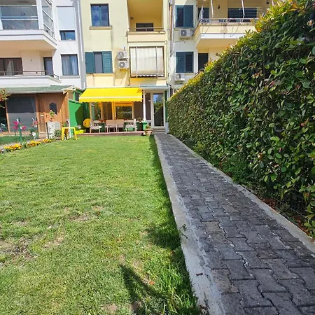 Molla Garden Apartment Golem (Tirana)